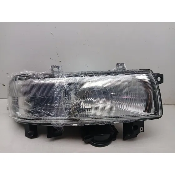 Faro Derecho para Renault Master Bus