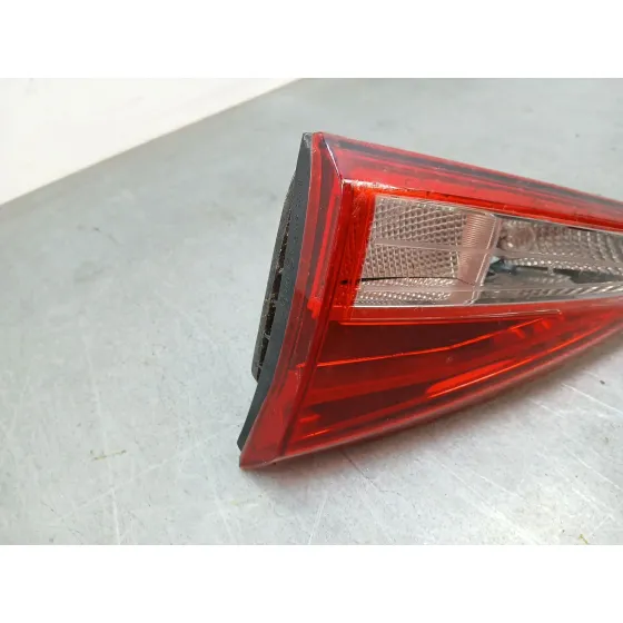 Piloto Trasero Derecho Interior para Seat Arona (Kj7, Kjp)