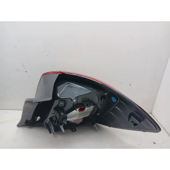 Piloto Trasero Izquierdo para Dacia Sandero