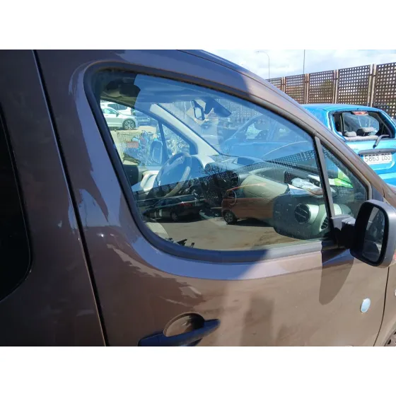 Puerta Delantera Derecha para Peugeot Partner Tepee