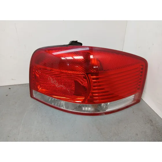 Piloto Trasero Derecho para Audi A3 (8P1)