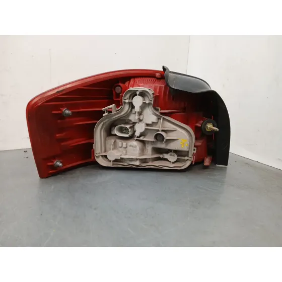 Piloto Trasero Derecho para Audi A3 (8P1)