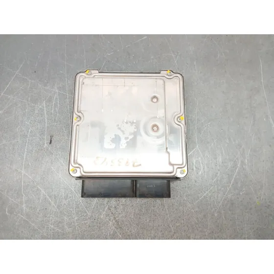 Centralita Motor Uce para Audi A3 (8P1)