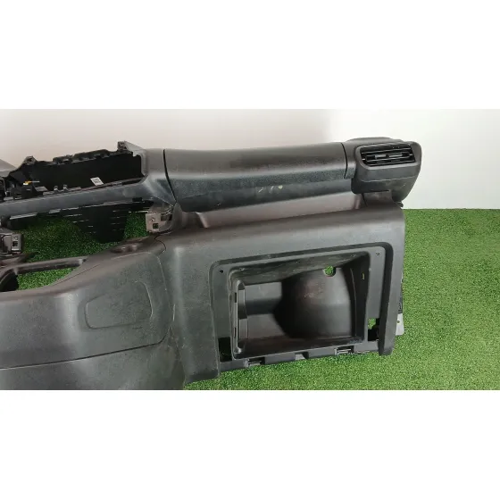 Salpicadero para Opel Combo E Tour / Life (K9)