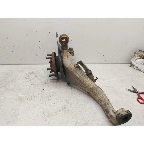 Mangueta Delantera Izquierda para Nissan Navara Pick-Up (D40M)