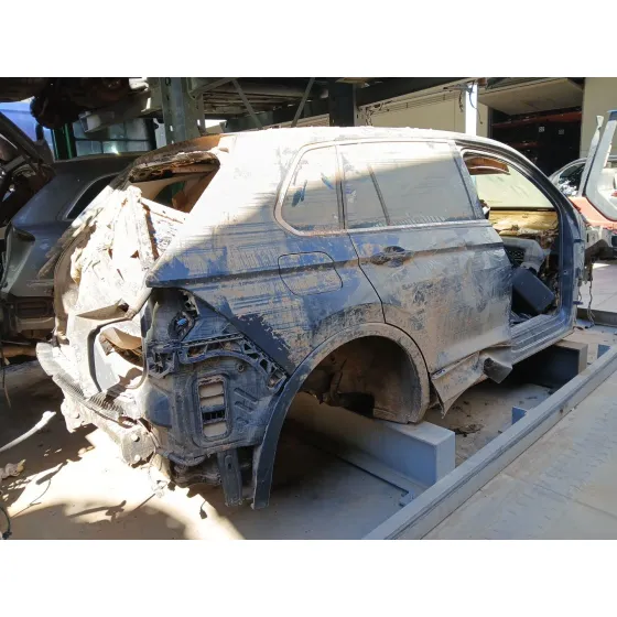 Carroceria para Volkswagen Tiguan (Ad1, Ax1)