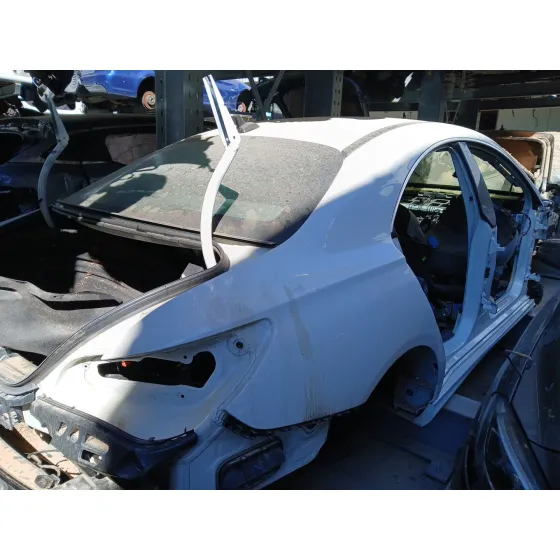 Carroceria para Mercedes-Benz Cla Coupe (C117)