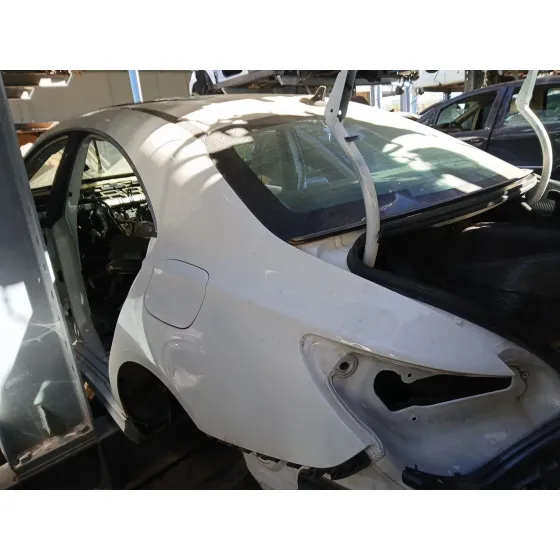 Carroceria para Mercedes-Benz Cla Coupe (C117)