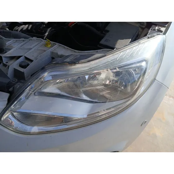 Faro Izquierdo para Ford Focus Iii