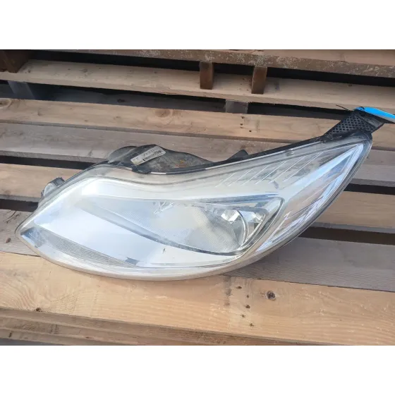 Faro Izquierdo para Ford Focus Iii