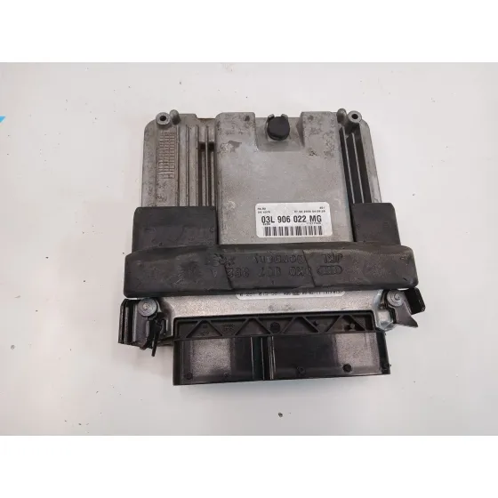Centralita Motor Uce para Audi A4 Avant (8K5) (2008)