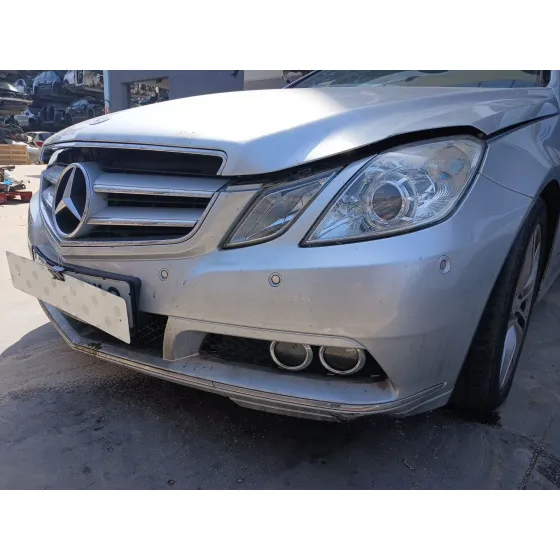 Paragolpes Delantero para Mercedes-Benz Clase E Descapotable (A207)