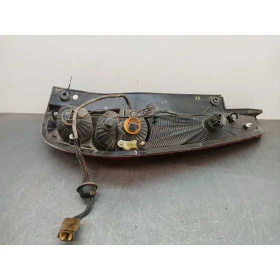 Piloto Trasero Izquierdo para Opel Agila B (H08)