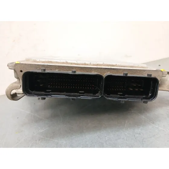 Centralita Motor Uce para Toyota Auris (_E15_)