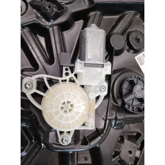 Elevalunas Delantero Derecho para Mercedes-Benz Gla (H247)