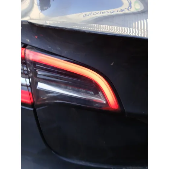 Piloto Trasero Izquierdo Interior para Tesla Model 3