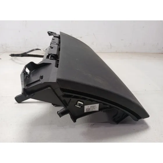 Guantera para Tesla Model 3