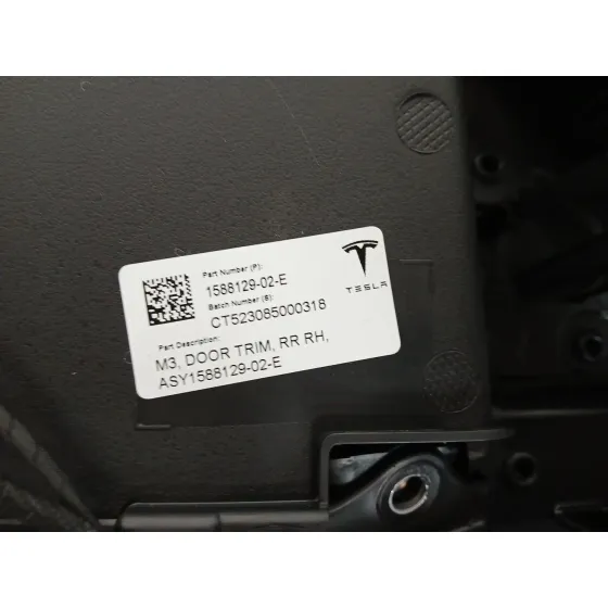 Guarnecido Puerta Trasera Derecha para Tesla Model 3