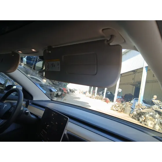 Parasol Derecho para Tesla Model 3