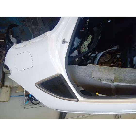 Carroceria para Mercedes-Benz Gla (H247)