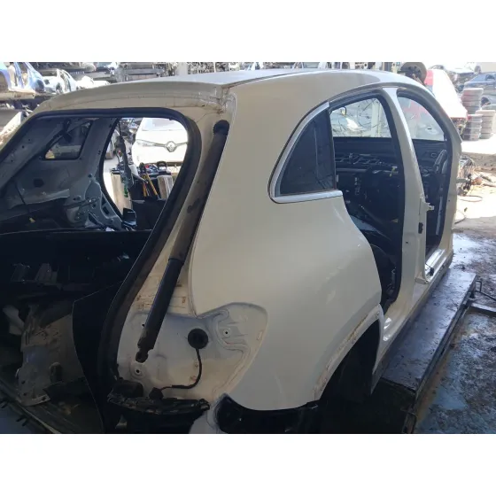 Carroceria para Mercedes-Benz Gla (H247)