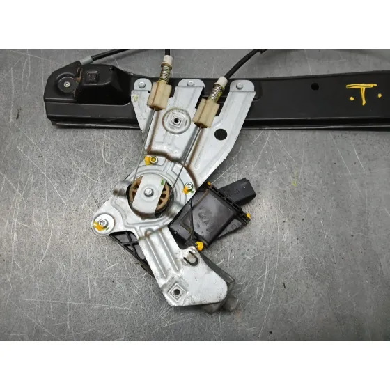 Elevalunas Delantero Derecho para Opel Meriva B