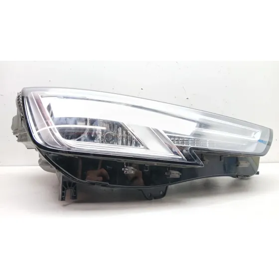 Faro Derecho para Audi A4 B9 (8W2, 8Wc)