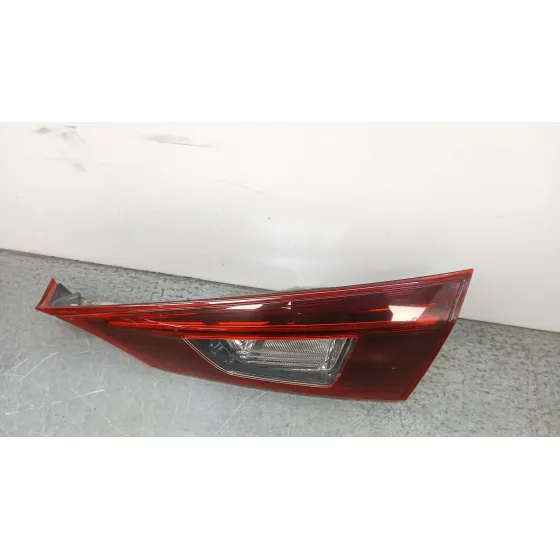 Piloto Trasero Derecho Interior para Mazda 3 Sedan (Bm_, Bn_)