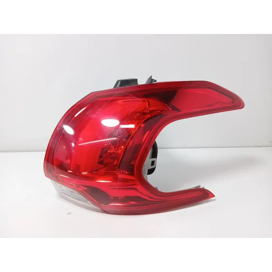 Piloto Trasero Derecho para Peugeot 2008 I (Cu_)