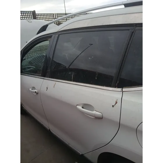 Puerta Trasera Izquierda para Peugeot 2008 I (Cu_)