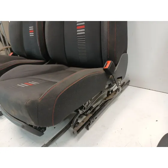 Juego Asientos Completo para Seat Arona (Kj7, Kjp)