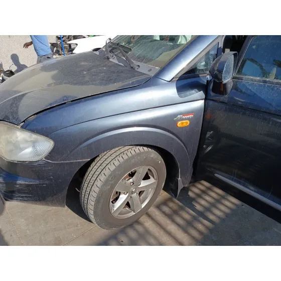 Aleta Delantera Izquierda para Ssangyong Rodius I