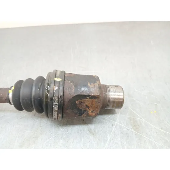 Transmision Delantera Izquierda para Ssangyong Rodius I