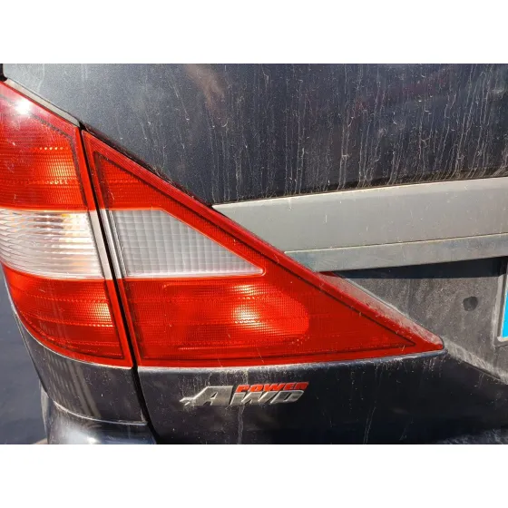 Piloto Trasero Izquierdo Interior para Ssangyong Rodius I