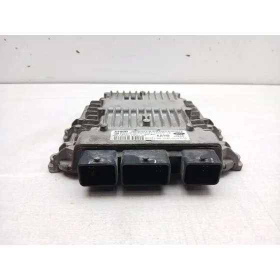 Centralita Motor Uce para Ford Fusion (Ju_)