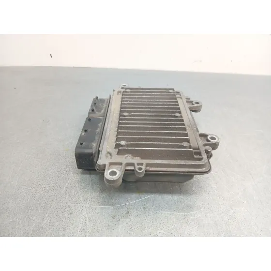 Centralita Motor Uce para Mercedes-Benz Clase B Sports Tourer (W245)