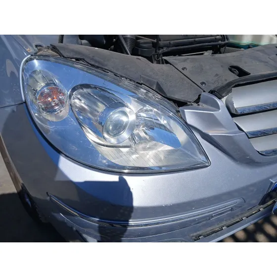 Faro Derecho para Mercedes-Benz Clase B Sports Tourer (W245)