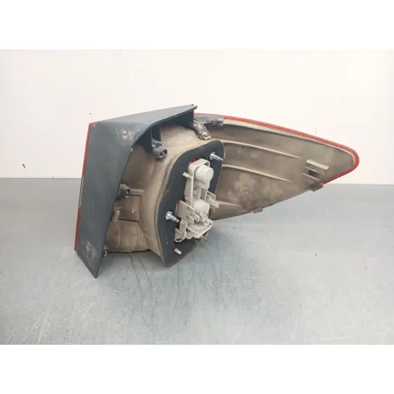 Piloto Trasero Izquierdo para Mercedes-Benz Clase B Sports Tourer (W245)