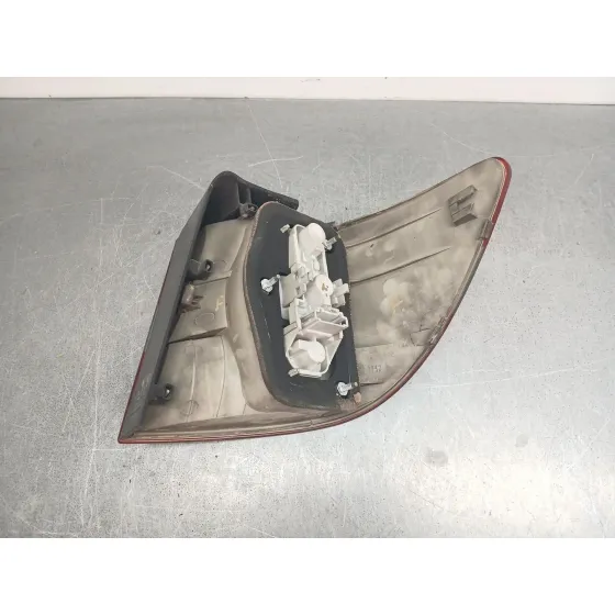 Piloto Trasero Izquierdo para Mercedes-Benz Clase B Sports Tourer (W245)