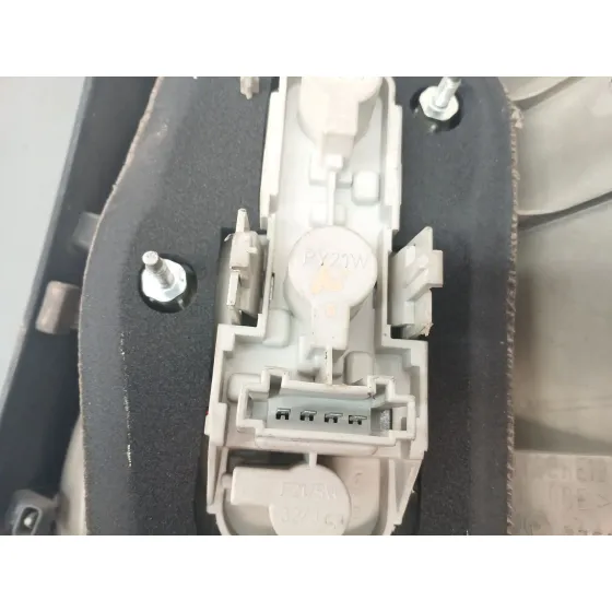 Piloto Trasero Izquierdo para Mercedes-Benz Clase B Sports Tourer (W245)