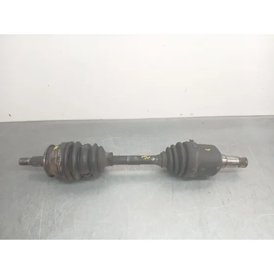 Transmision Delantera Izquierda para Mercedes-Benz Clase B Sports Tourer (W245)