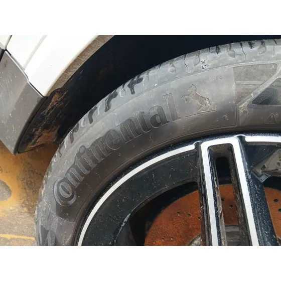 Neumatico para Mercedes-Benz Gla (H247)