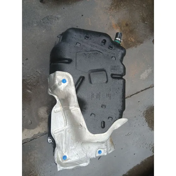 Deposito Combustible para Mercedes-Benz Gla (H247)