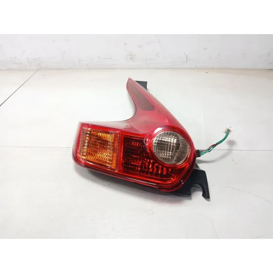 Piloto Trasero Izquierdo para Nissan Juke (F15)