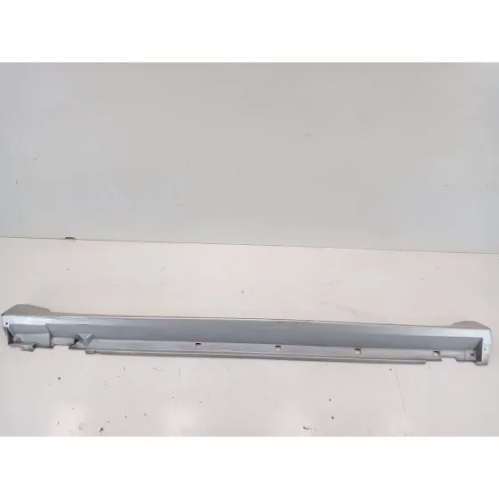 Faldon Lateral para Subaru Impreza Hatchback (Gr, Gh, G3)