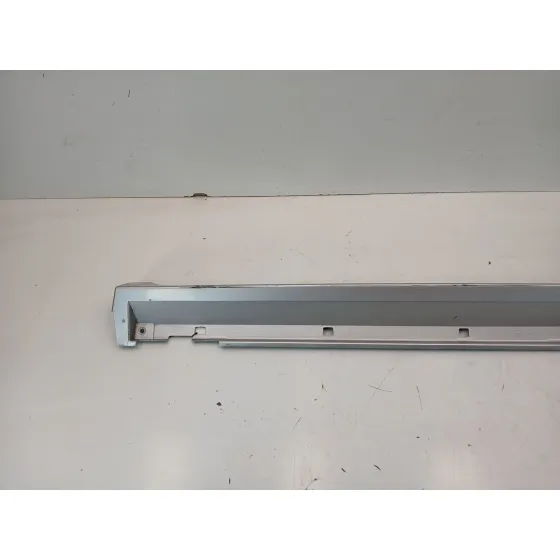 Faldon Lateral para Subaru Impreza Hatchback (Gr, Gh, G3)
