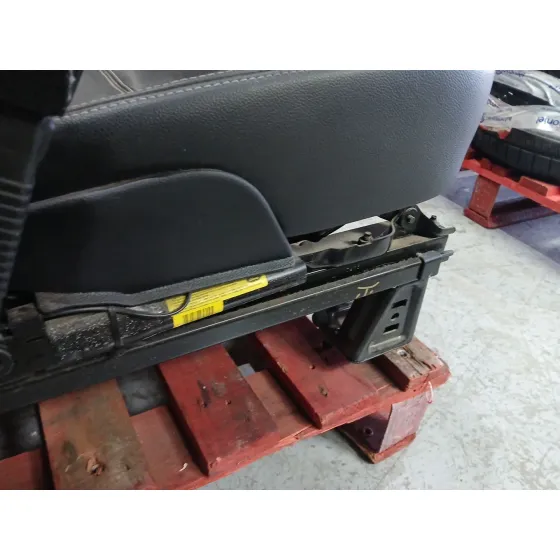 Asiento Delantero Izquierdo para Ford Kuga I
