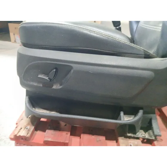 Asiento Delantero Izquierdo para Ford Kuga I