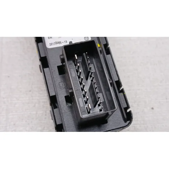 Mando Elevalunas Delantero Izquierdo para Peugeot 3008 Ii Suv (Mc_, Mr_, Mj_, M4_)