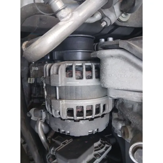 Alternador para Volvo V40 Hatchback (525)